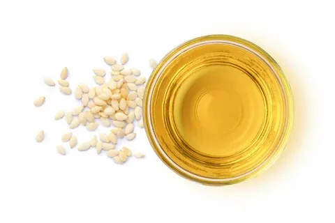 تصویر 2 از روغن کنجد ارگانیک مالشی مناسب غذا های سبک و رژیمی
